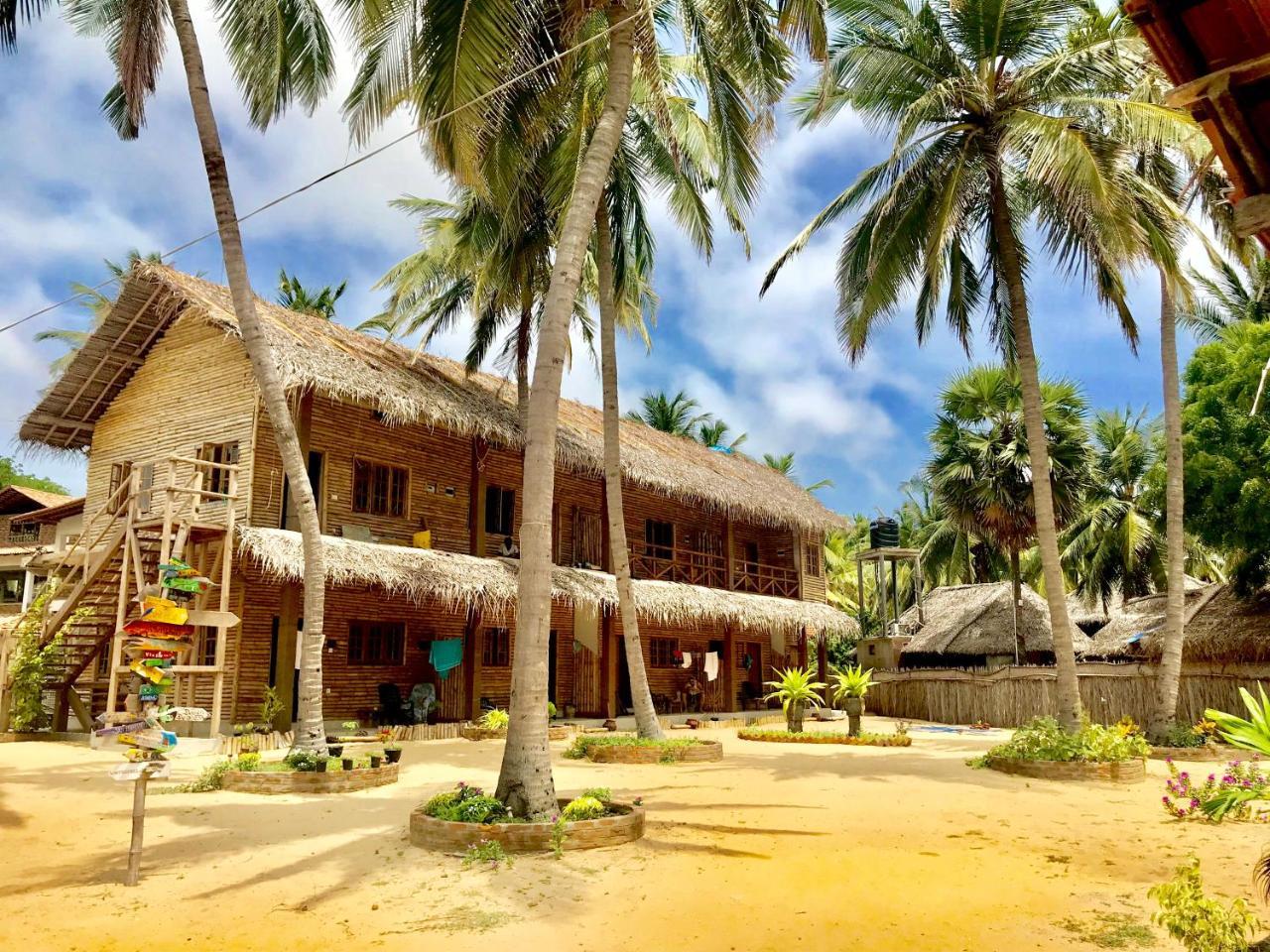 Surfpoint Sri Lanka Kite Village Kalpitiya Bagian luar foto
